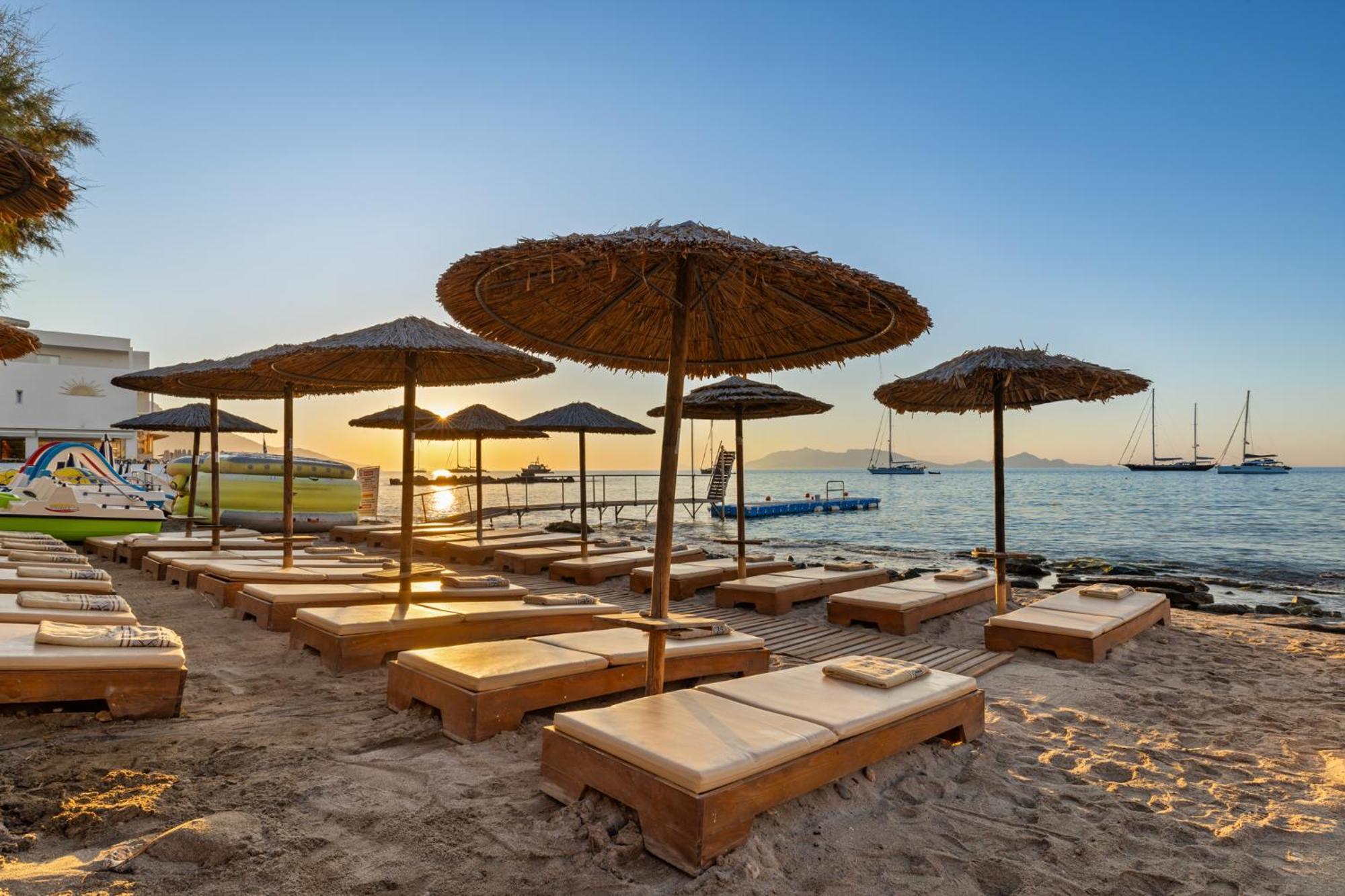 Cabana Blu Hotel & Suites Kardamena  エクステリア 写真
